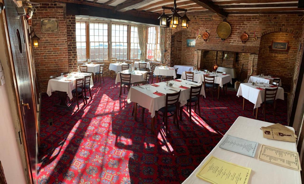 Ye Olde White Harte Hotel Burnham-on-Crouch Exteriér fotografie